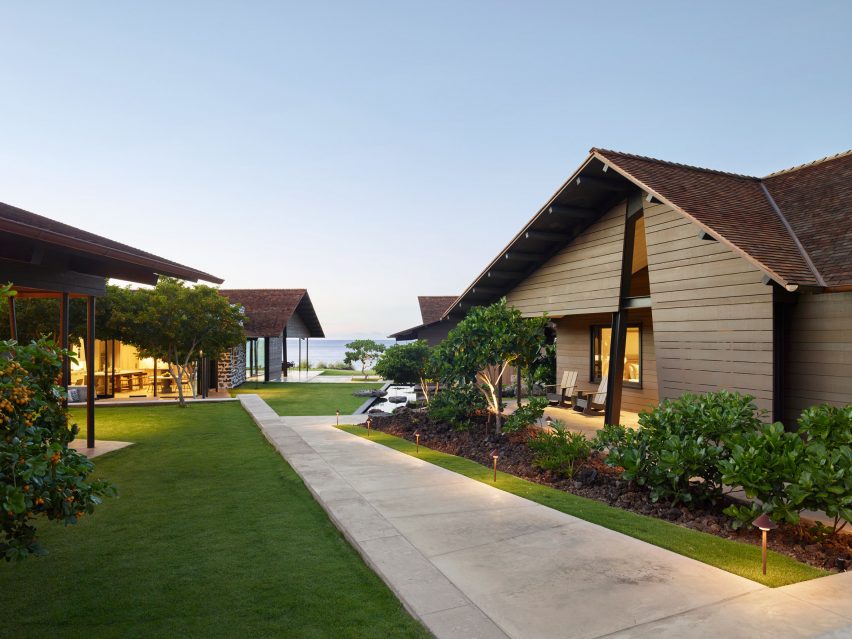 Makani Eka by Walker Warner Architects and Philpotts Interiors