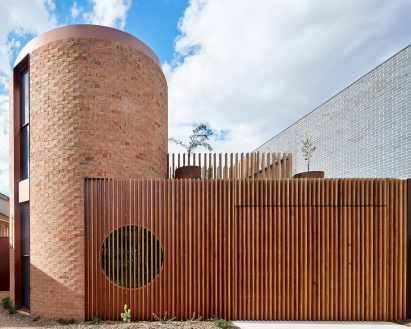 Merri Creek House by Wowowa