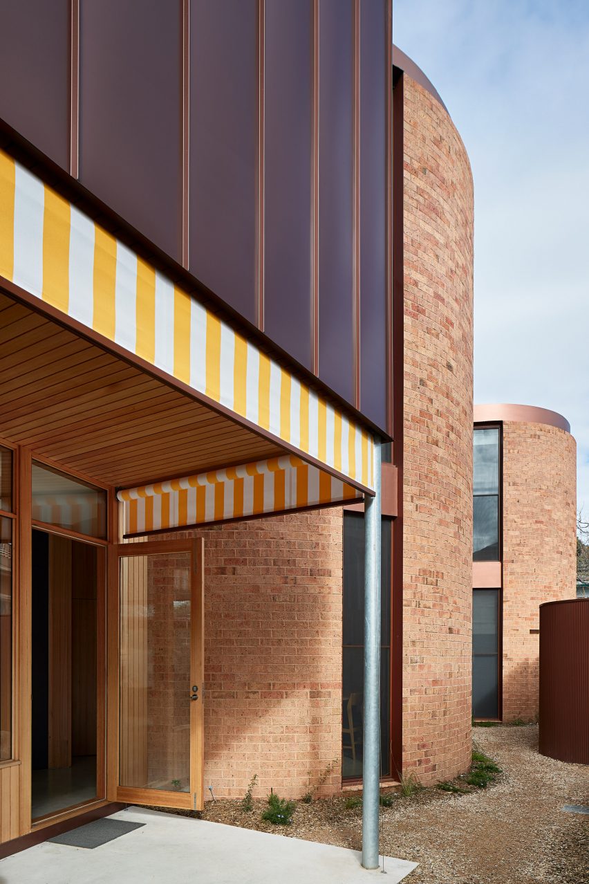 Merri Creek House by Wowowa