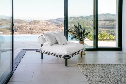 Nerthus Sofa by ATRA