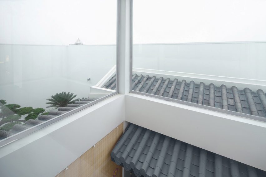 Nhà Đâu Đau by Landmak Architecture