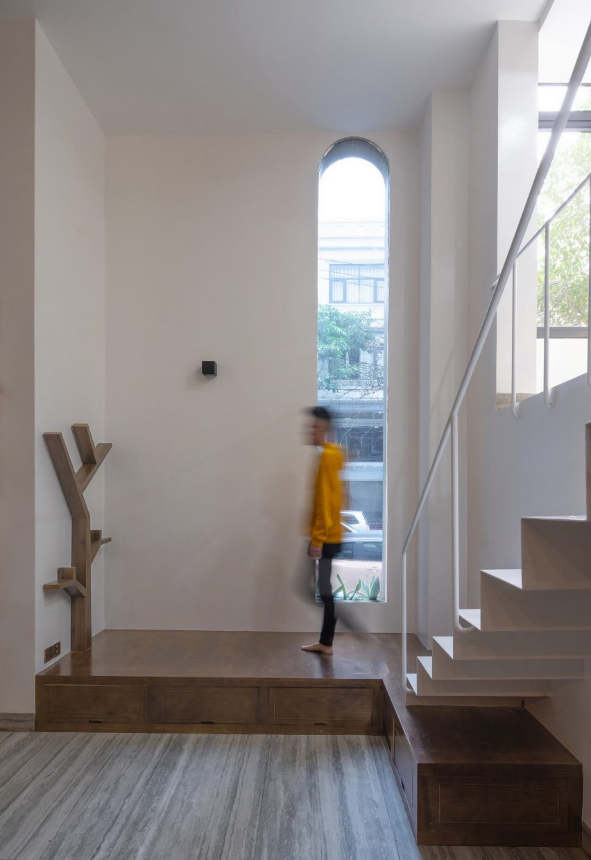 Nhà Đâu Đau by Landmak Architecture