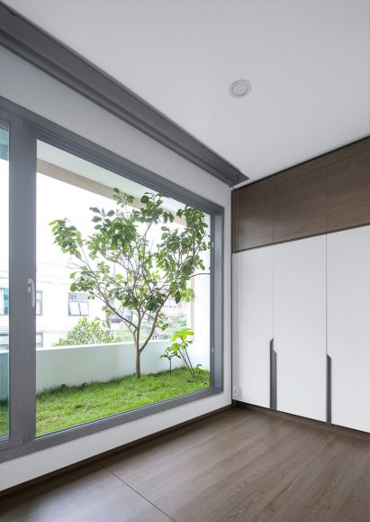 Nhà Đâu Đau by Landmak Architecture