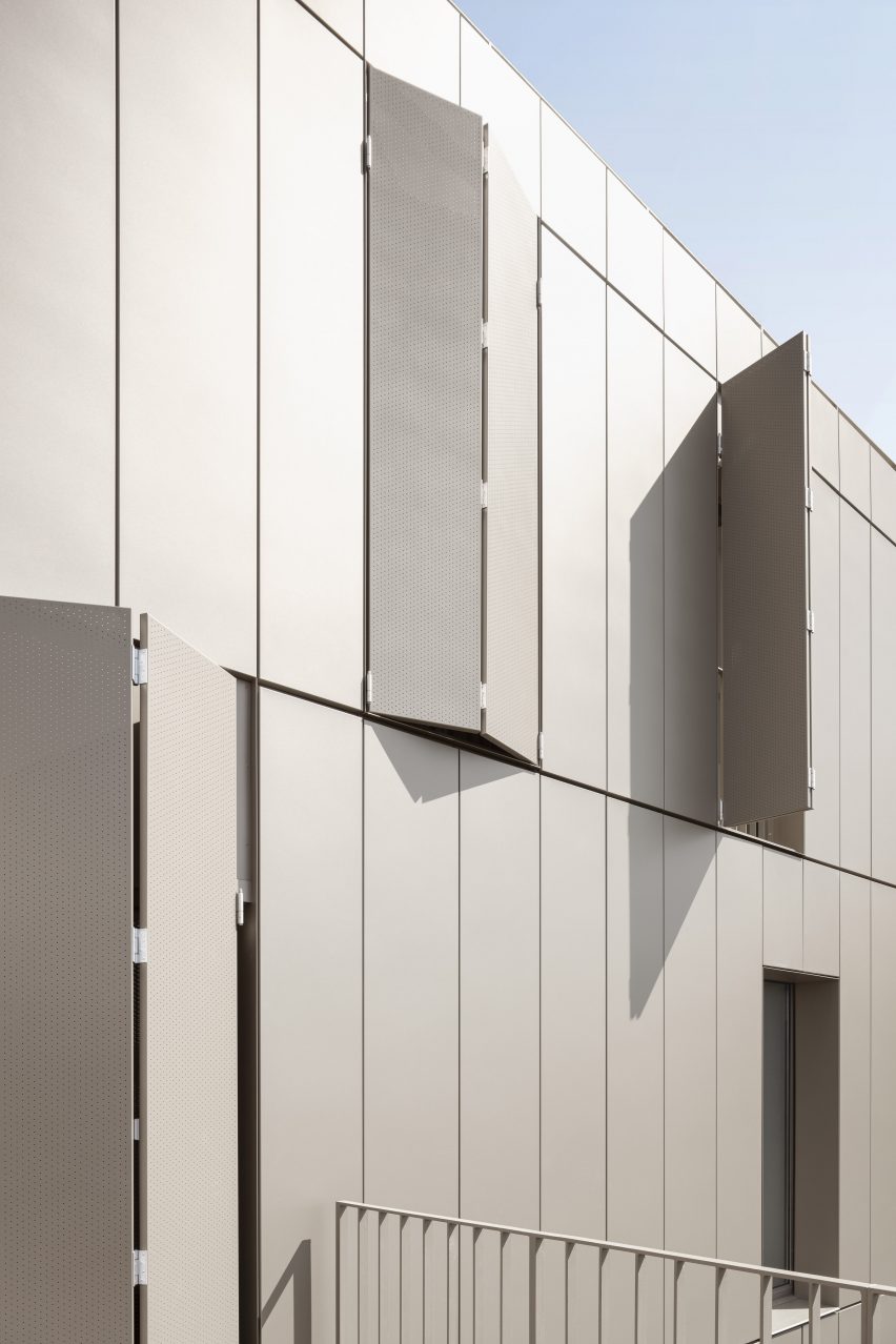 Paris social housing by Avenier Cornejo