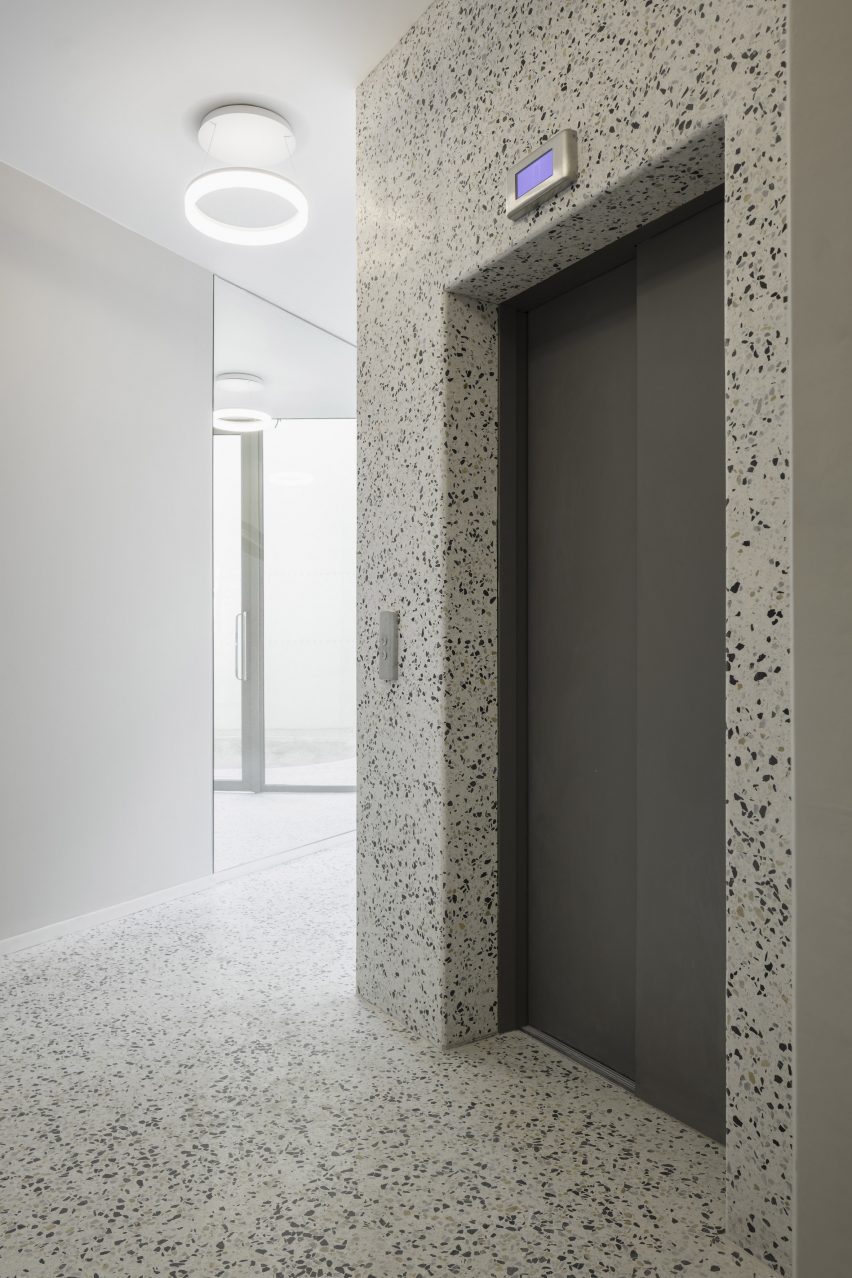 Paris social housing by Avenier Cornejo