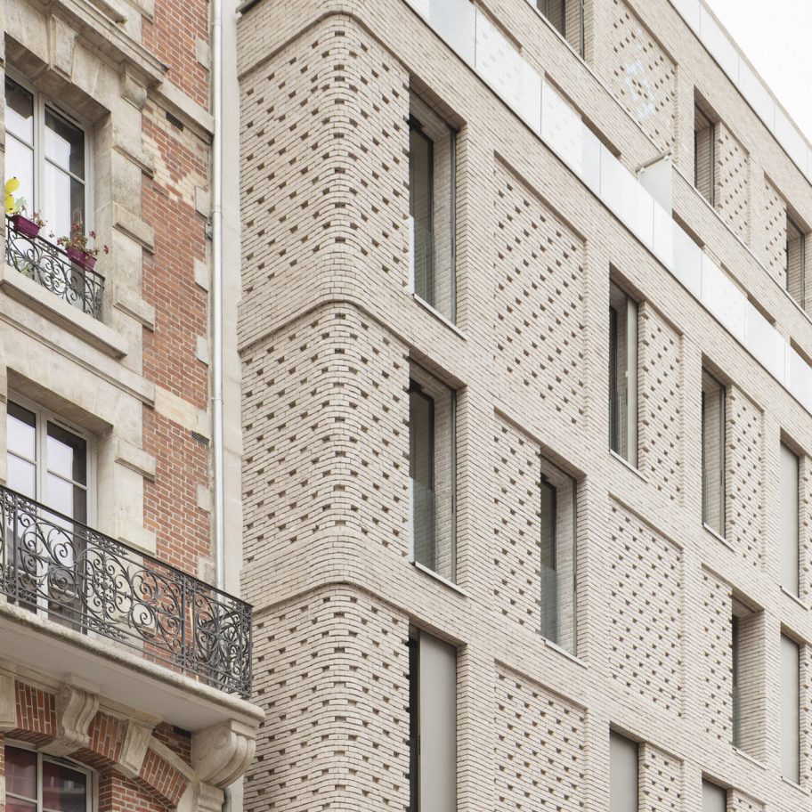 Paris social housing by Avenier Cornejo