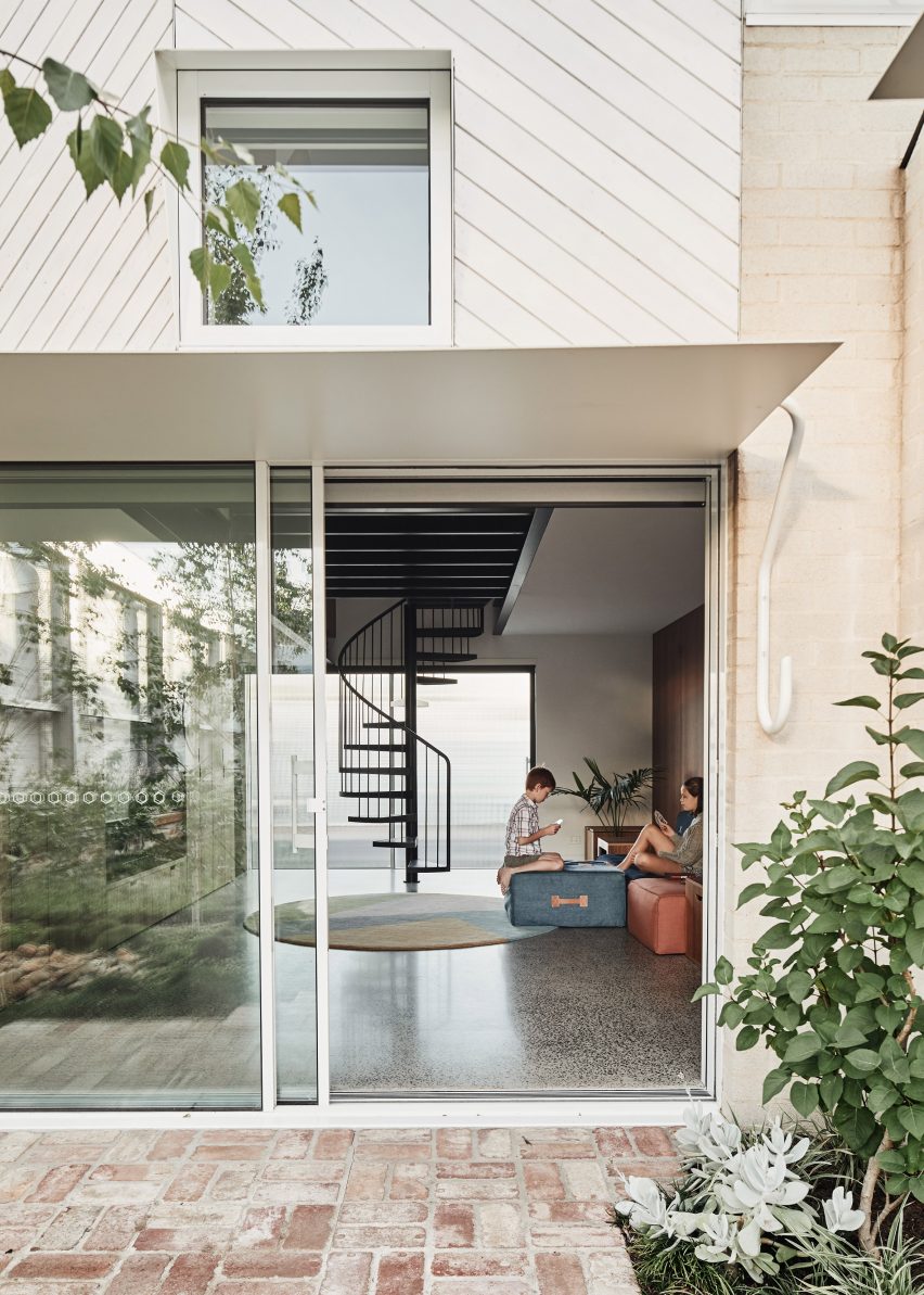 RaeRae by Maynard Architects