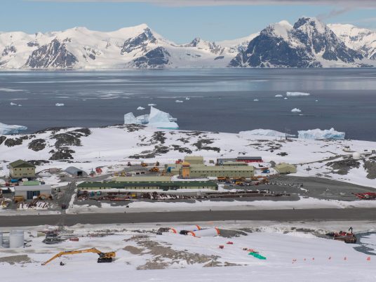 Discovery Building Antarctic research centre at the British Antarctic Survey's Rothera Research Station by London-based Hugh Broughton Architects