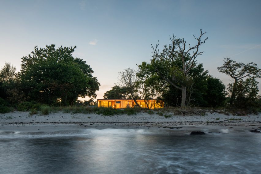 Summerhouse H by Johan Sundberg