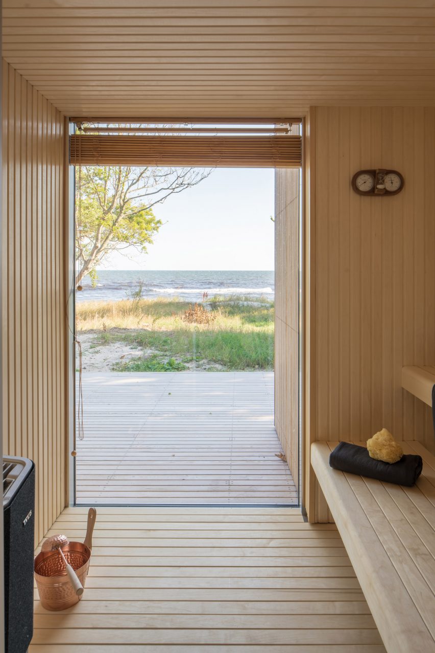Summerhouse H by Johan Sundberg