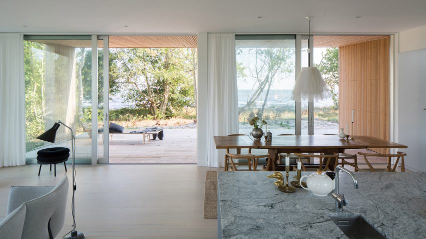 Summerhouse H by Johan Sundberg
