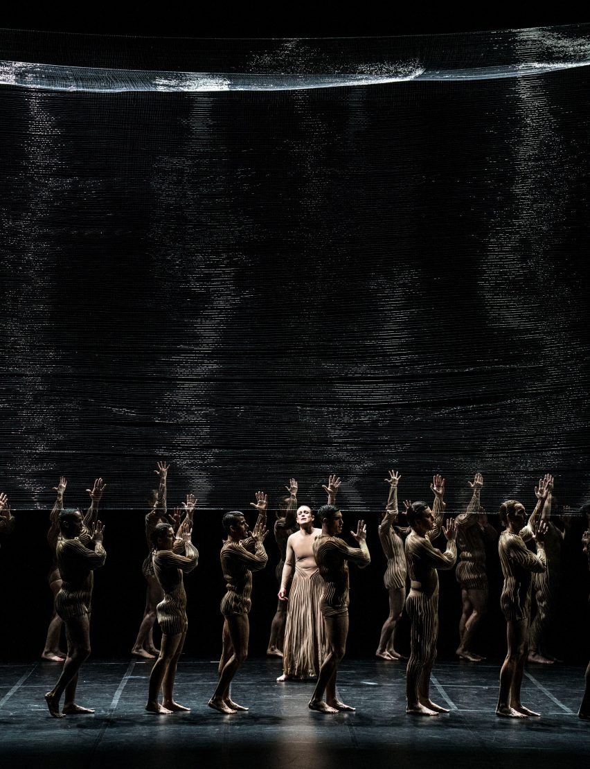 Studio Drift creates dramatic shifting Ego sculpture for Dutch opera L'Orfeo