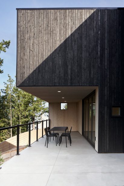 Terrace Residence by Open Studio Collective