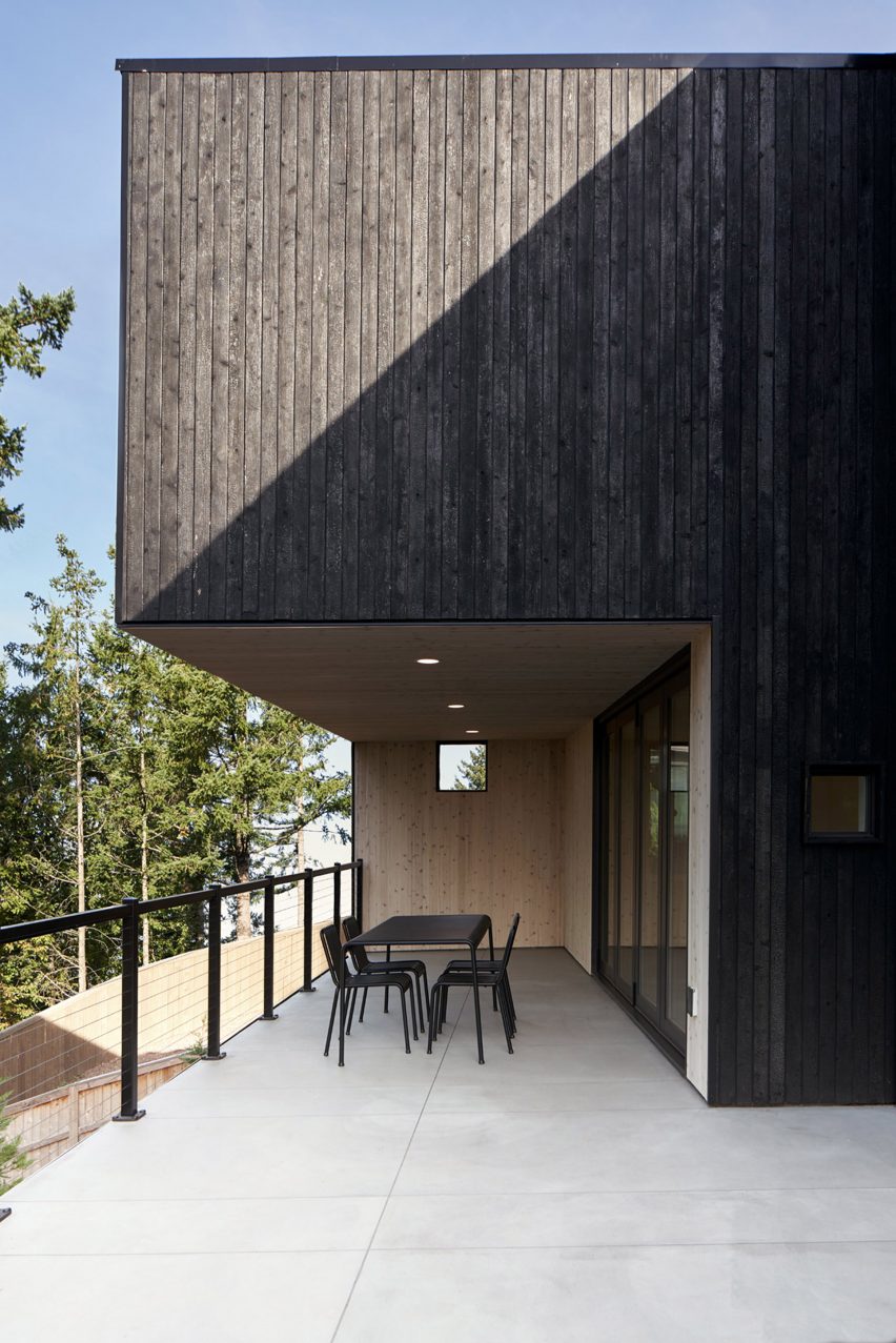 Terrace Residence by Open Studio Collective