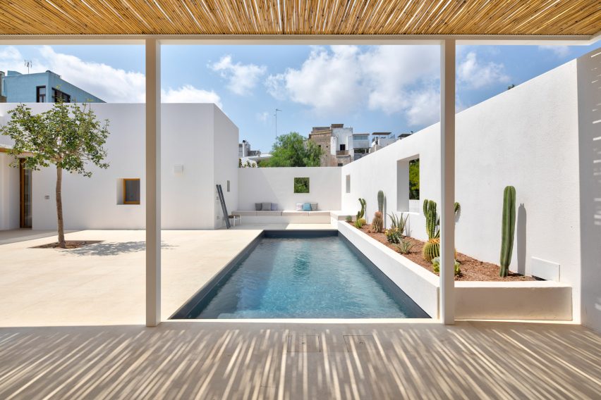 The White Tower Gagliano del Capo by DOS Architects