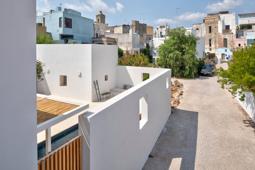 The White Tower Gagliano del Capo by DOS Architects