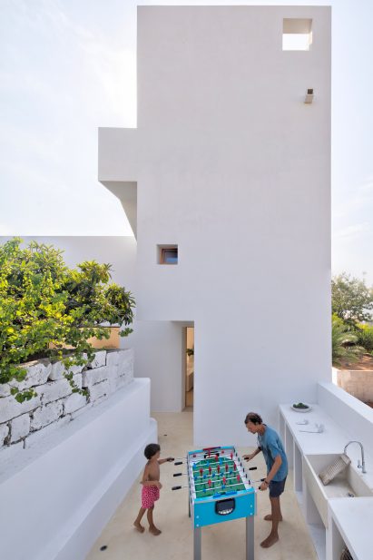 The White Tower Gagliano del Capo by DOS Architects