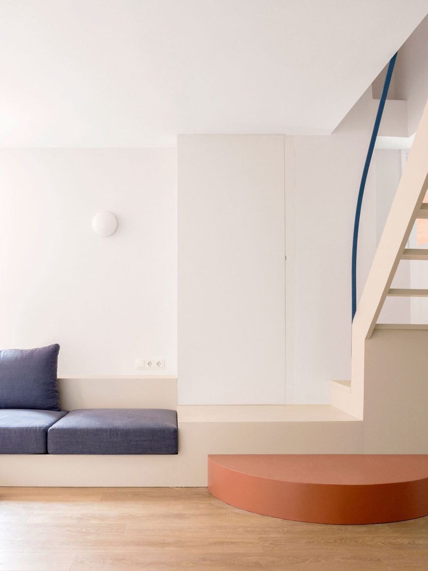 Walden 7 apartment by Bonell+Dòriga