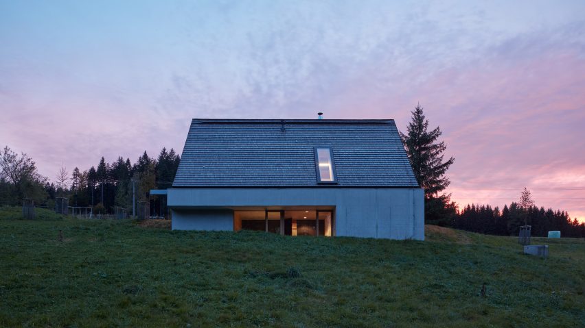 Weekend House in Beskydy by Pavel Míček Architects exterior
