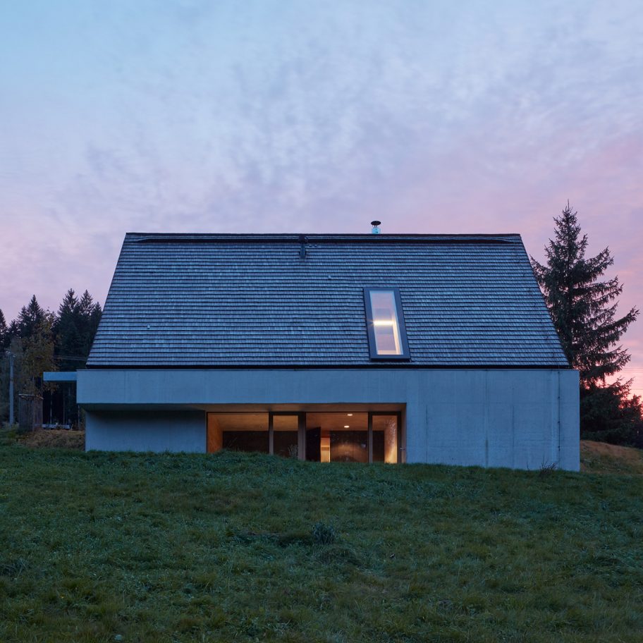 Weekend House in Beskydy by Pavel Míček Architects exterior
