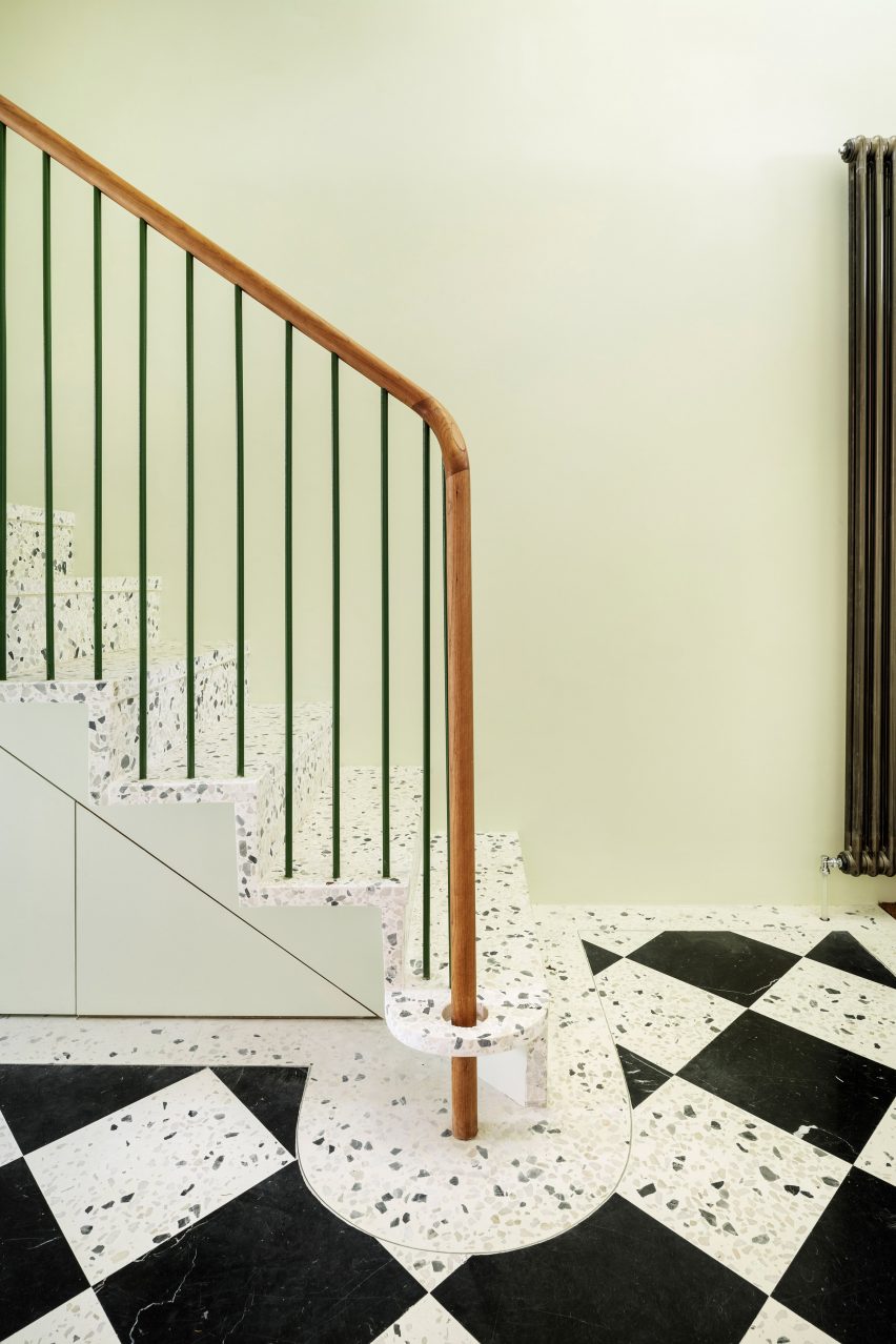 White Rabbit House by Gundry + Ducker
