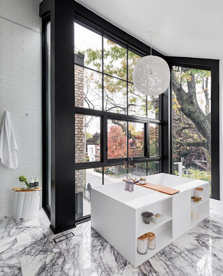 116 and 118 Sorauren by Ancerl Studio