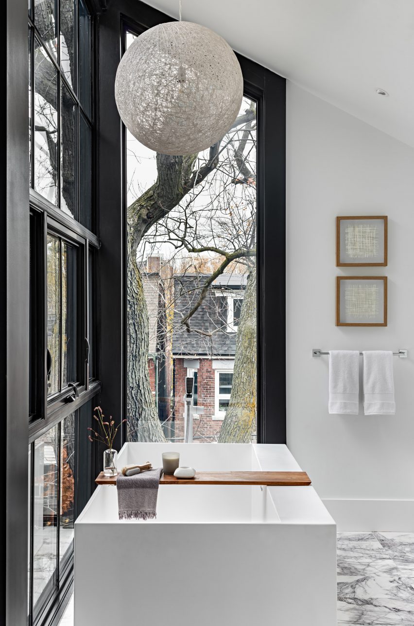 116 and 118 Sorauren by Ancerl Studio