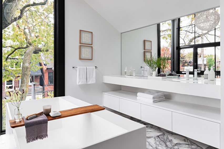 116 and 118 Sorauren by Ancerl Studio