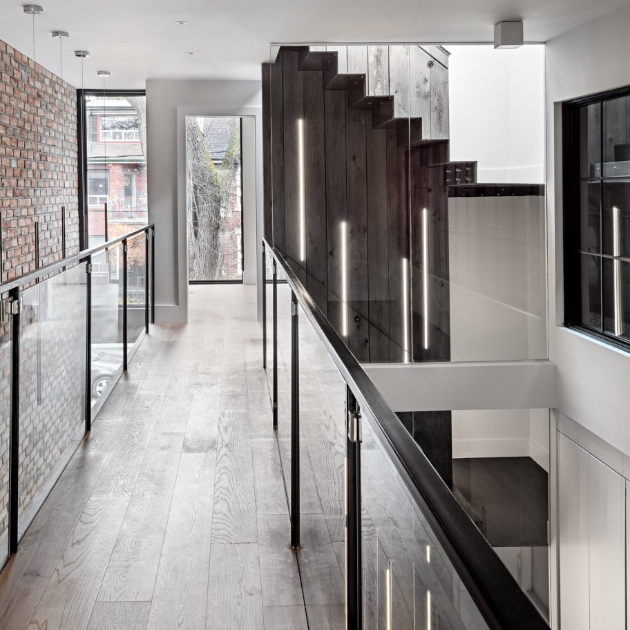 116 and 118 Sorauren by Ancerl Studio