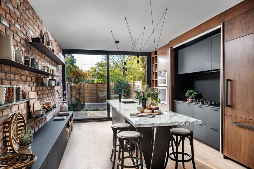 116 and 118 Sorauren by Ancerl Studio