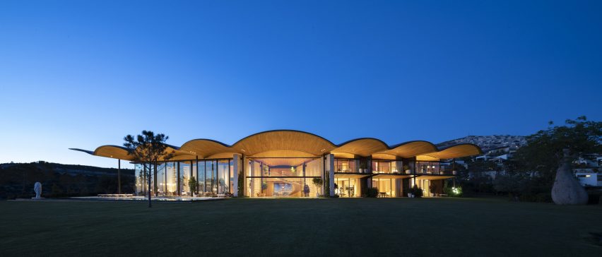 Dolunay Villa by Foster + Partners in Turkey