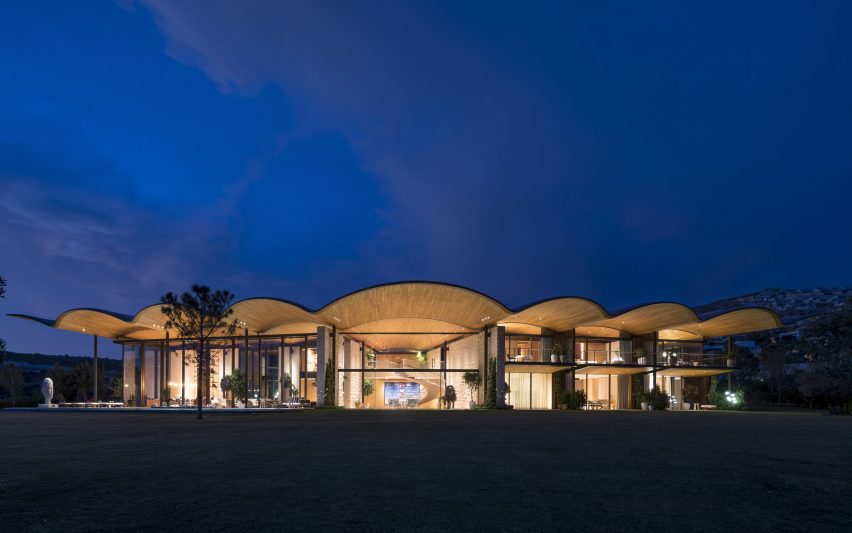 Dolunay Villa by Foster + Partners in Turkey