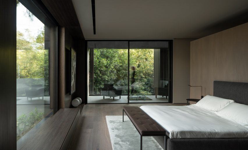 AdH House by Francesc Rife Studio