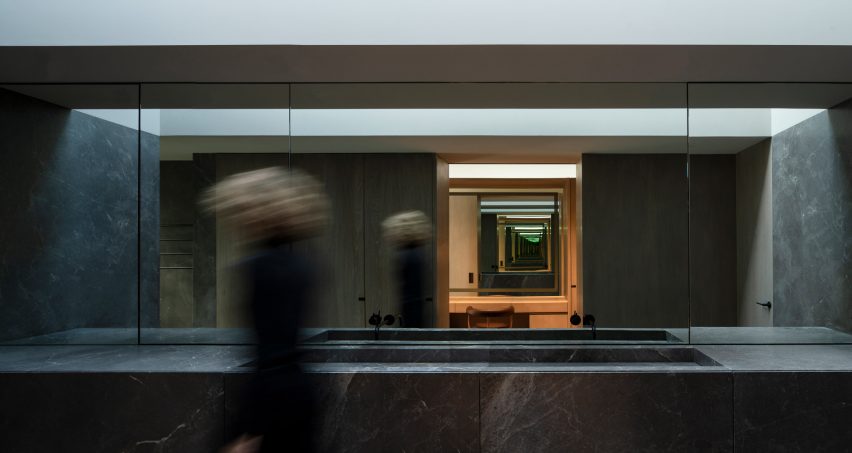 AdH House by Francesc Rife Studio