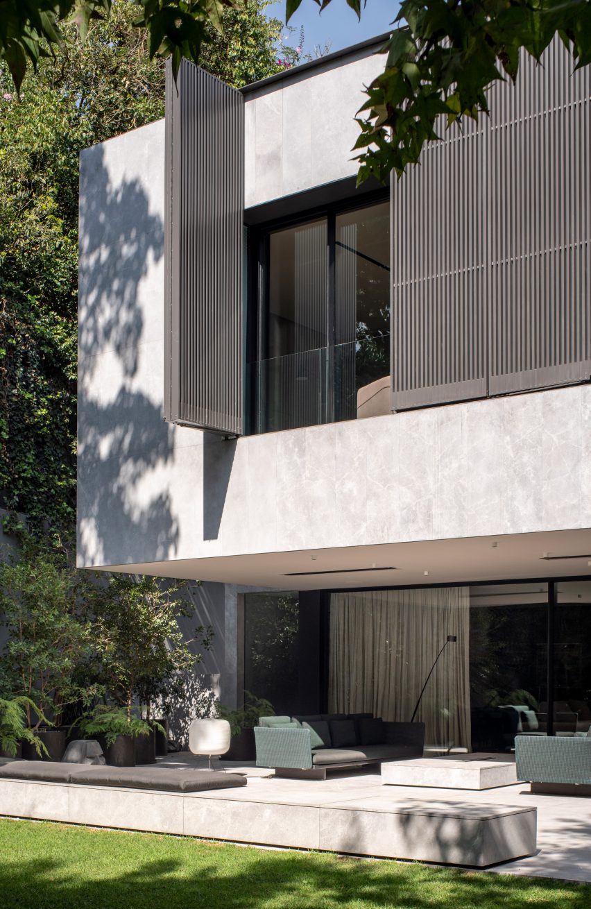 AdH House by Francesc Rife Studio
