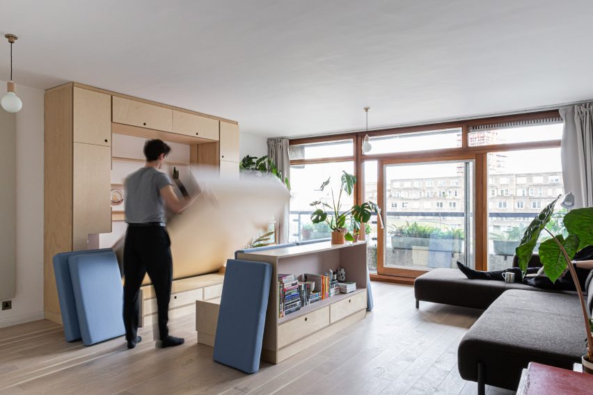 Barbican Dancer's Studio by Intervention Architecture folding bed