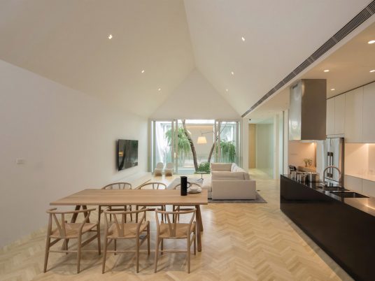 Basic House by Brownhouses in Bangkok, Thailand