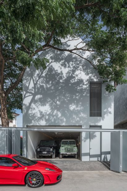 Basic House by Brownhouses in Bangkok, Thailand