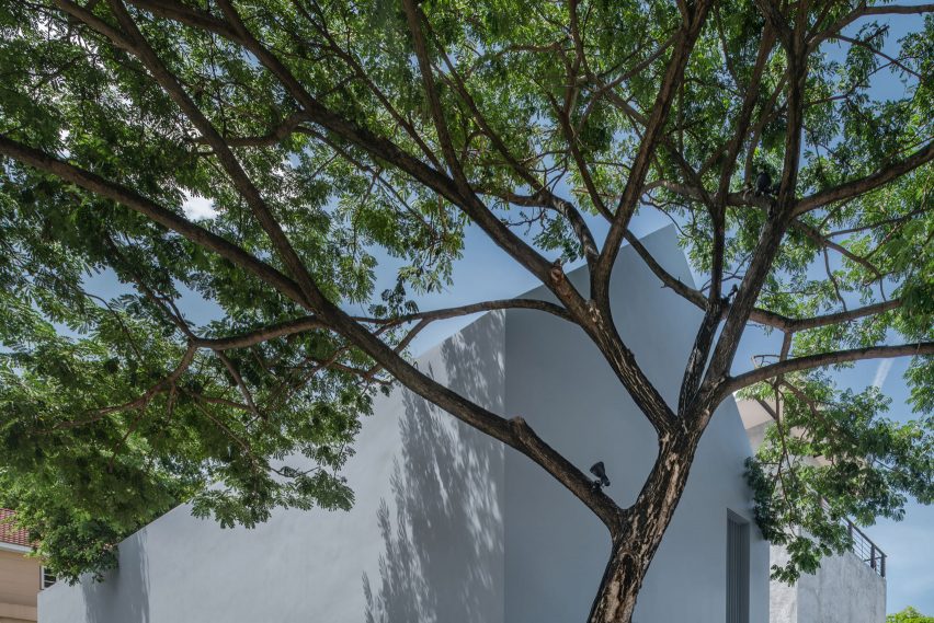 Basic House by Brownhouses in Bangkok, Thailand