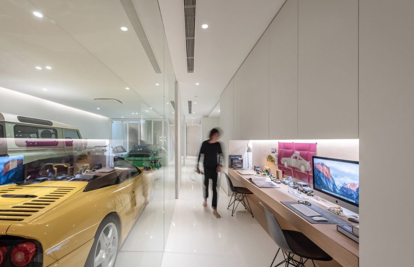 Basic House by Brownhouses in Bangkok, Thailand