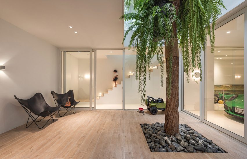 Basic House by Brownhouses in Bangkok, Thailand