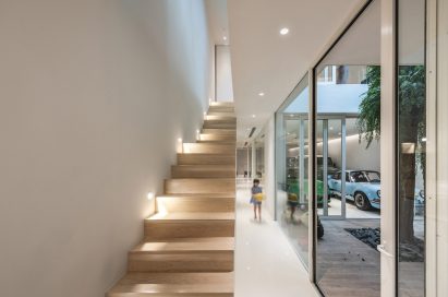 Basic House by Brownhouses in Bangkok, Thailand
