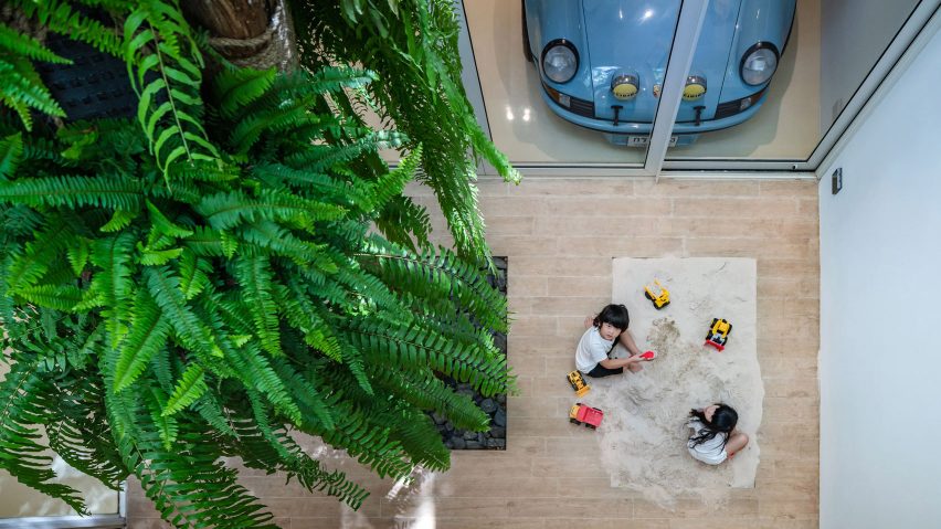Basic House by Brownhouses in Bangkok, Thailand