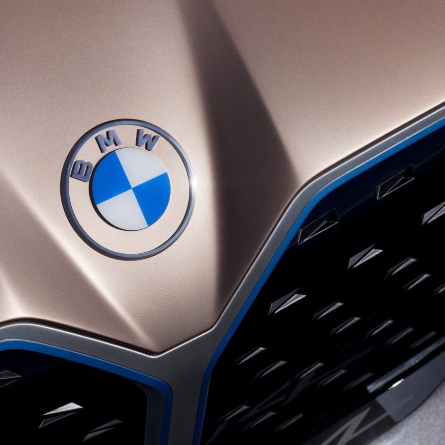 BMW unveils flat logo in first rebrand for two decades