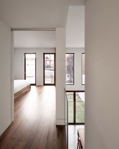 Brick House by Natalie Dionne Architecture