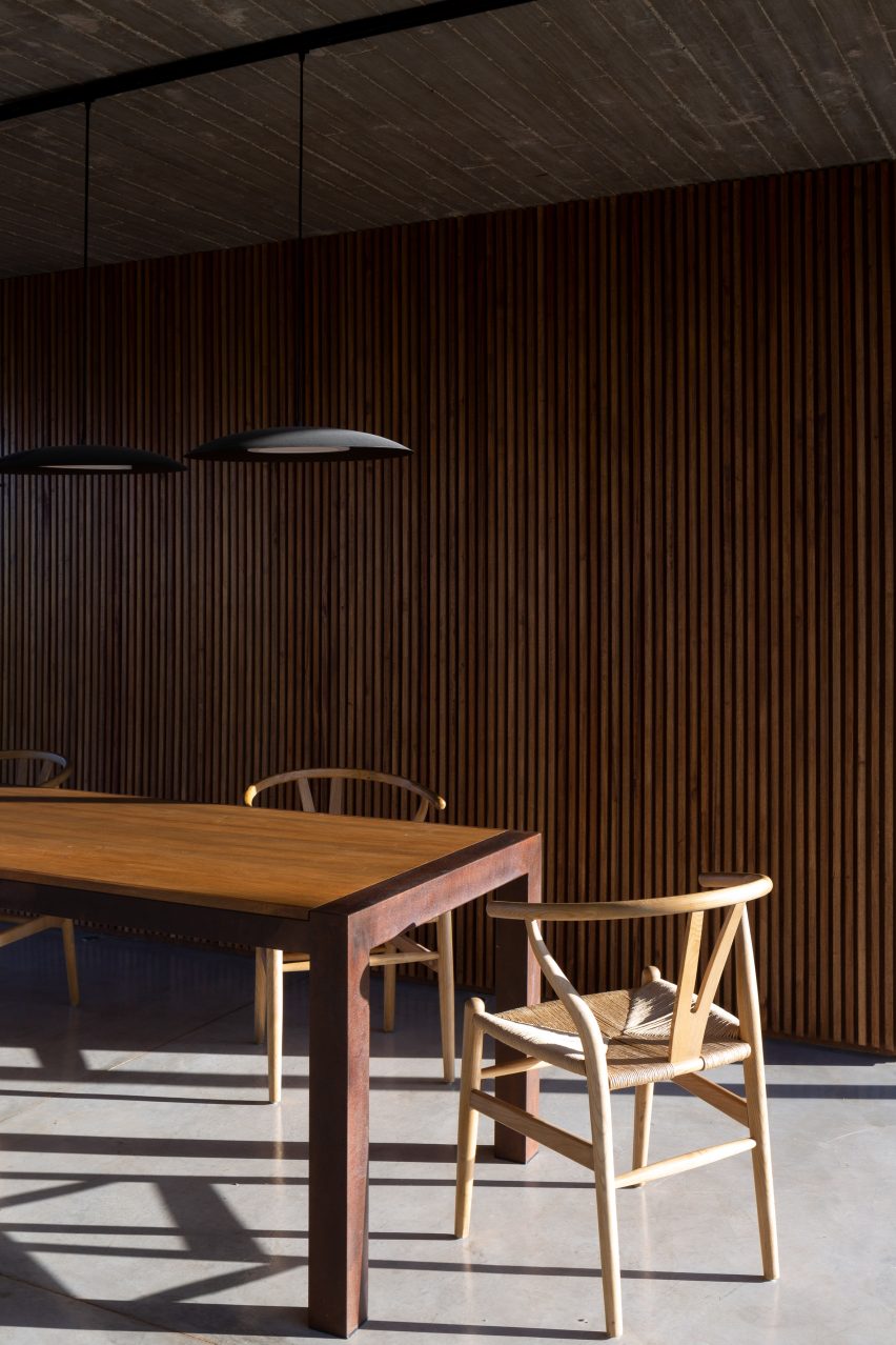 L224 by Felipe Gonzalez Arzac