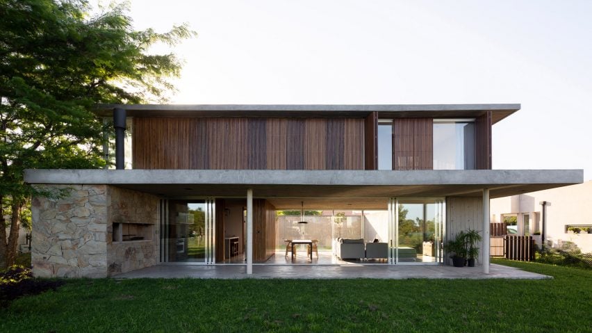 L224 by Felipe Gonzalez Arzac