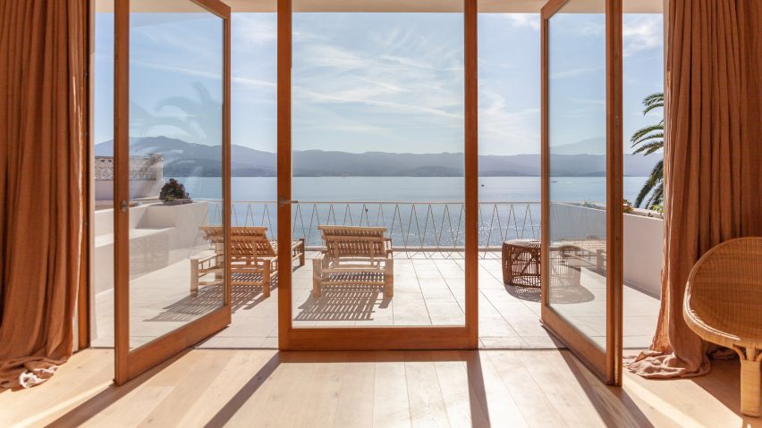 Casa Santa Teresa by Amelia Tavella