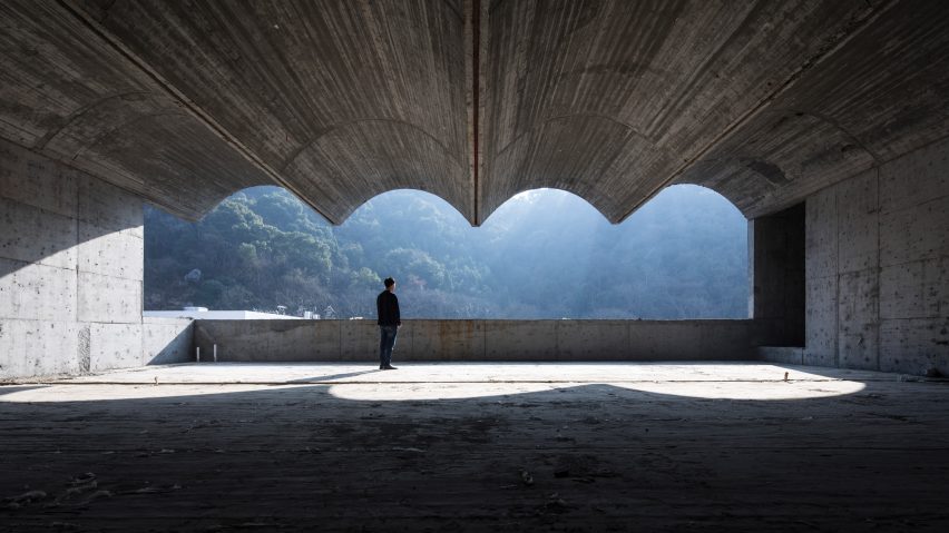 Taizhou Contemporary Art Museum by Atelier Deshaus