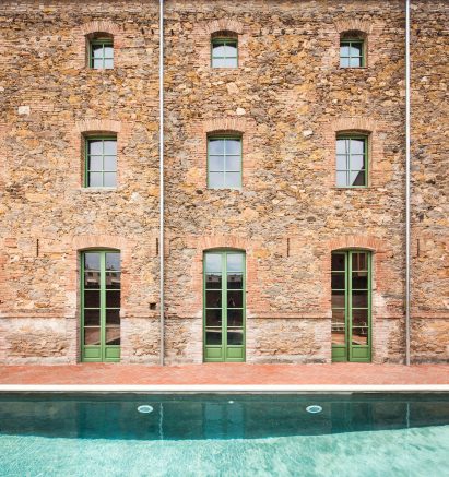 Dirk and the chocolate Factory by Anna & Eugeni Bach